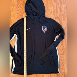 Nike New England Fútbol Club NEFC Men’s Dri Fit XL Hoodie long sleeve